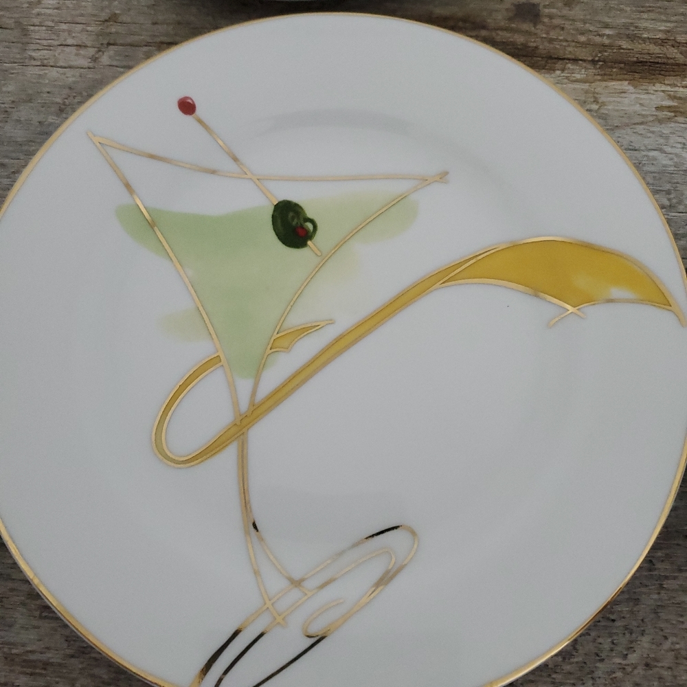 Pier 1 Martini Glass Salad appetizer plates set of 4 - Picture 2 of 5